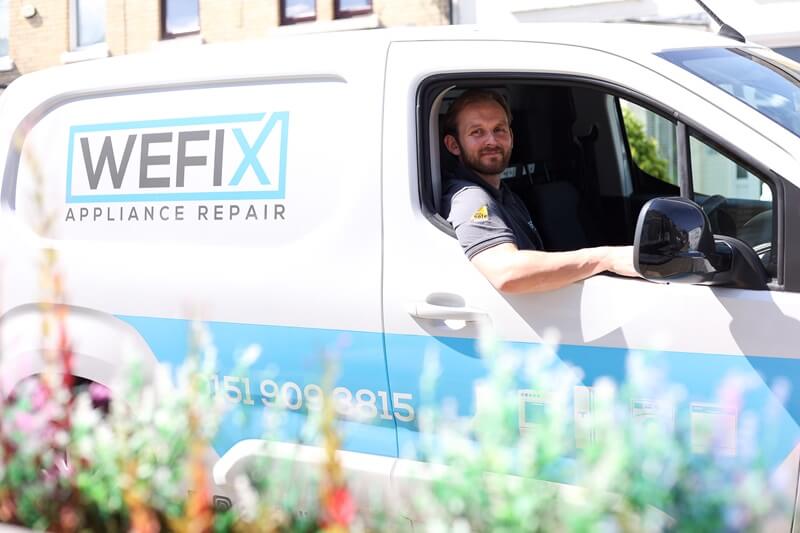 WeFix engineer arriving at job.